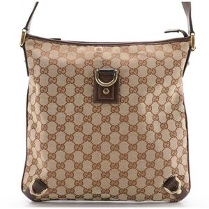 Gucci Abbey D-Ring
Messenger Bag Brown GG
Canvas Leather Crossbody